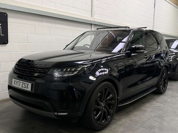 Used Land Rover Discovery 2017 for sale - 76313282: Photo 3