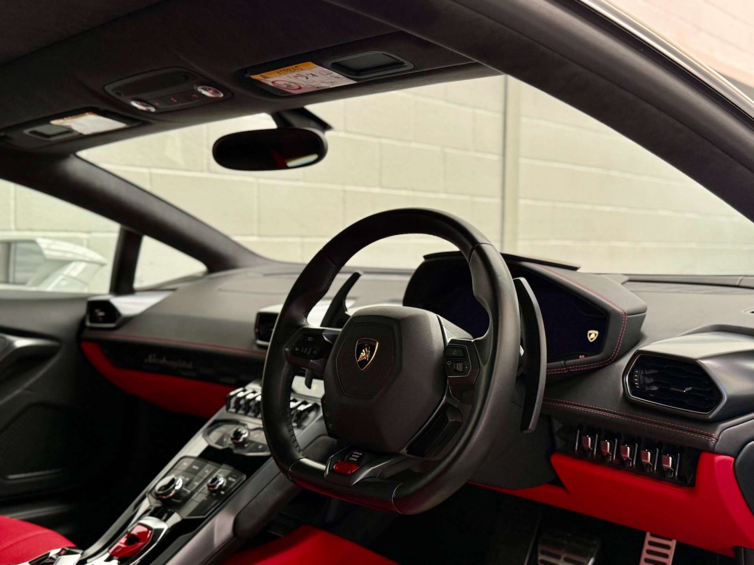 Used Lamborghini Huracan 2015 for sale - 76601333: Photo 14