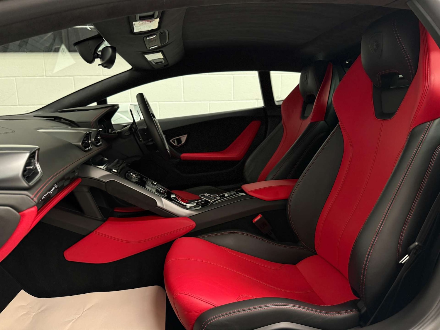 Used Lamborghini Huracan 2015 for sale - 76601333: Photo 17