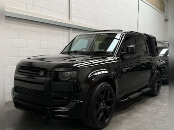 Used Land Rover Defender 2021 for sale - 76107552: Photo 3