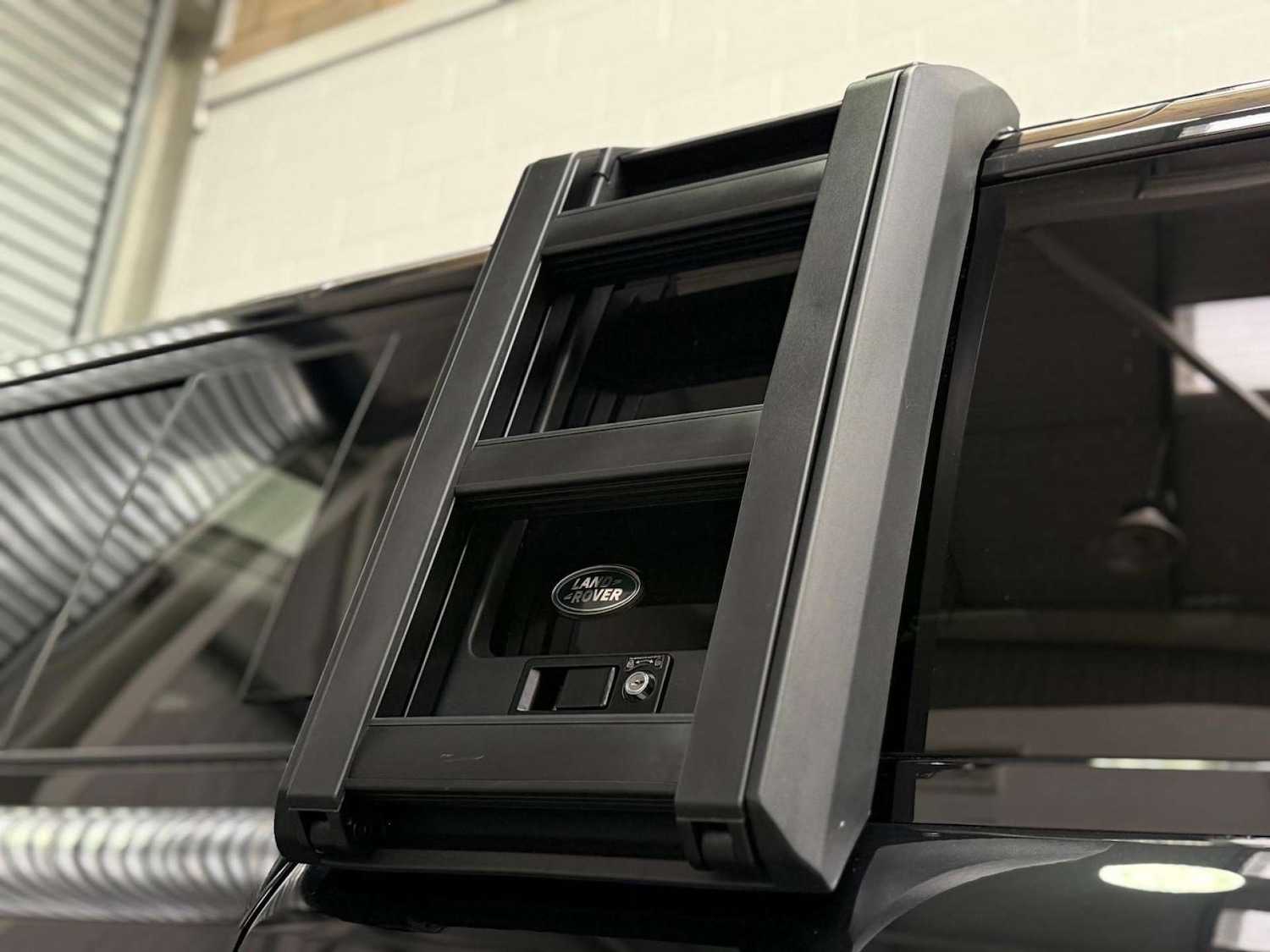 Used Land Rover Defender 2020 for sale - 76478957: Photo 14