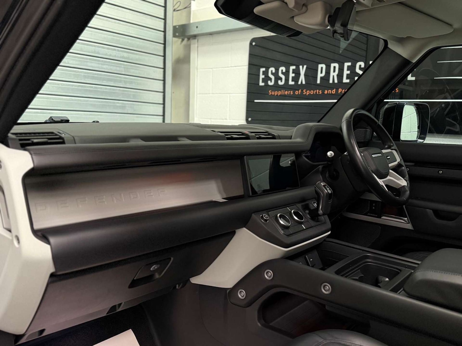 Used Land Rover Defender 2020 for sale - 76478957: Photo 19