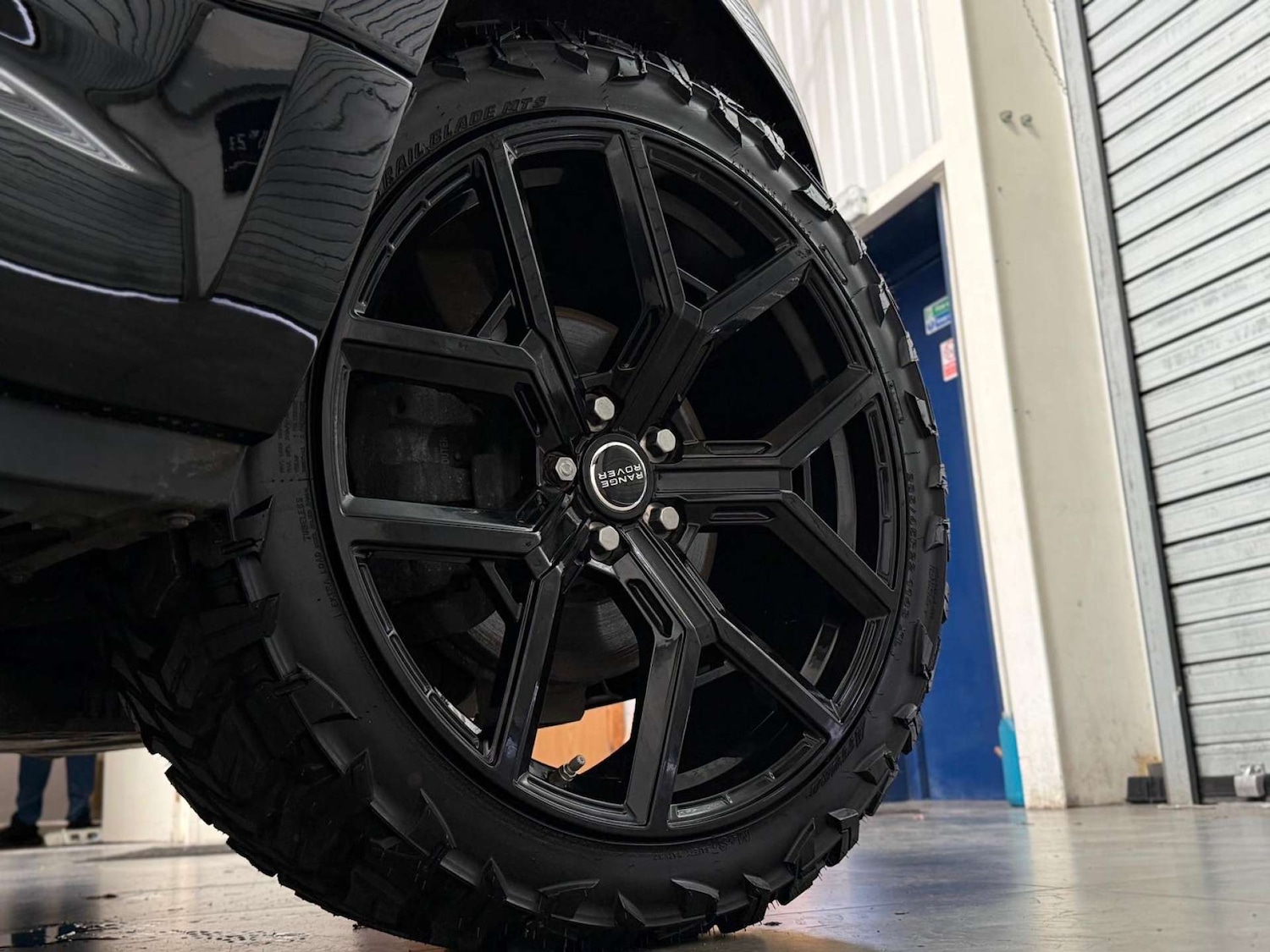 Used Land Rover Defender 2020 for sale - 76478957: Photo 29