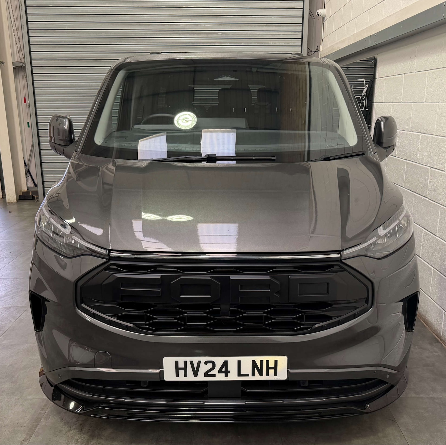 Used Ford Tourneo Custom 2024 for sale - 76854621: Photo 2