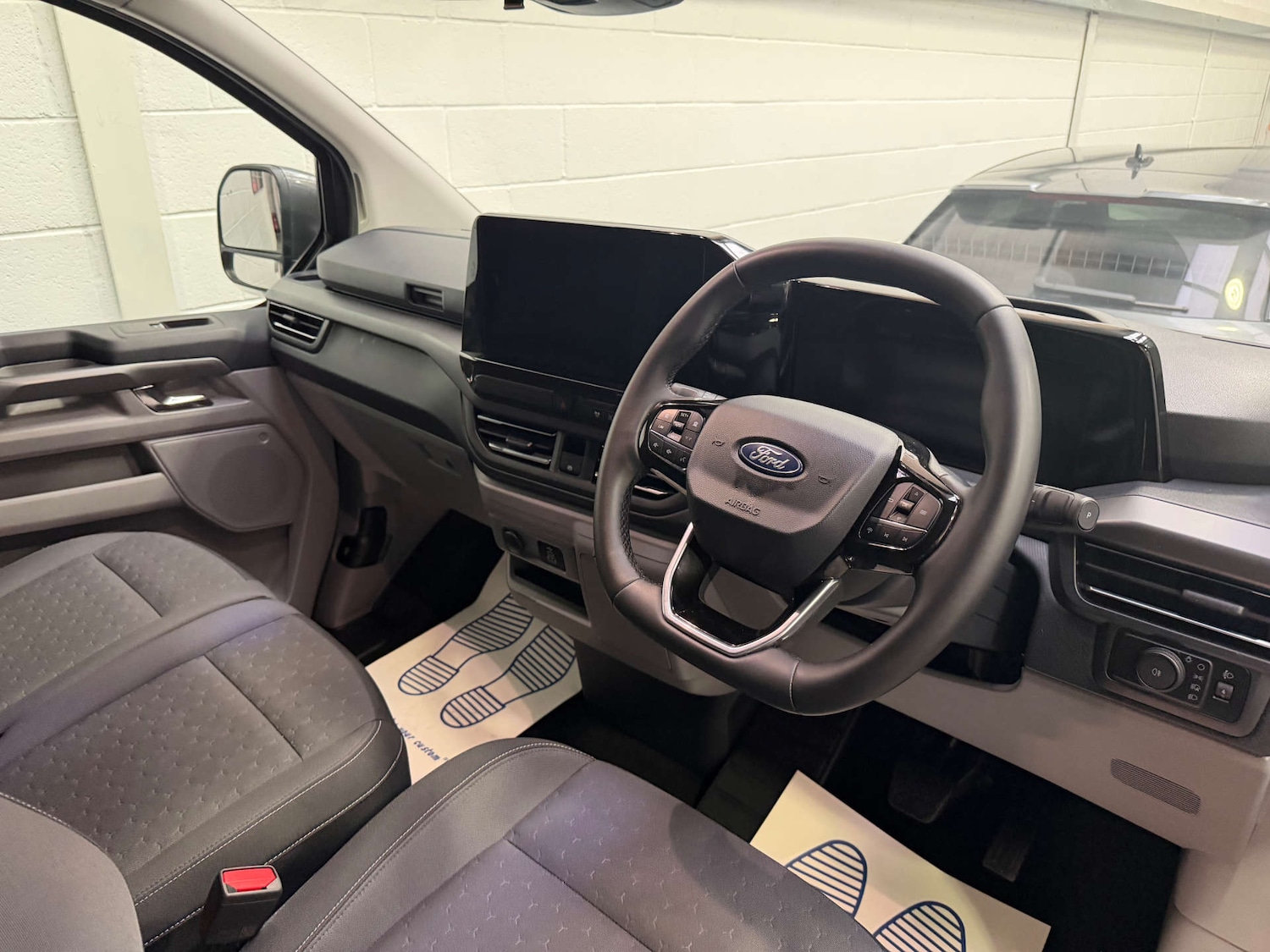 Used Ford Tourneo Custom 2024 for sale - 76854621: Photo 9