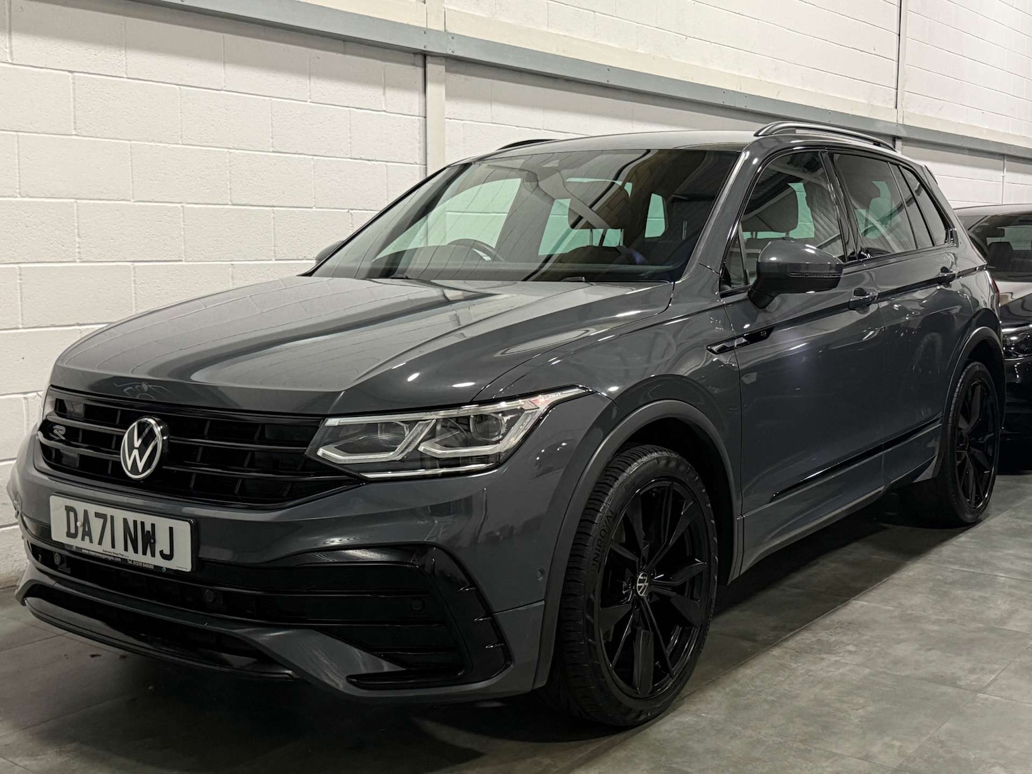 Used Volkswagen Tiguan 2021 for sale - 76391884: Photo 3