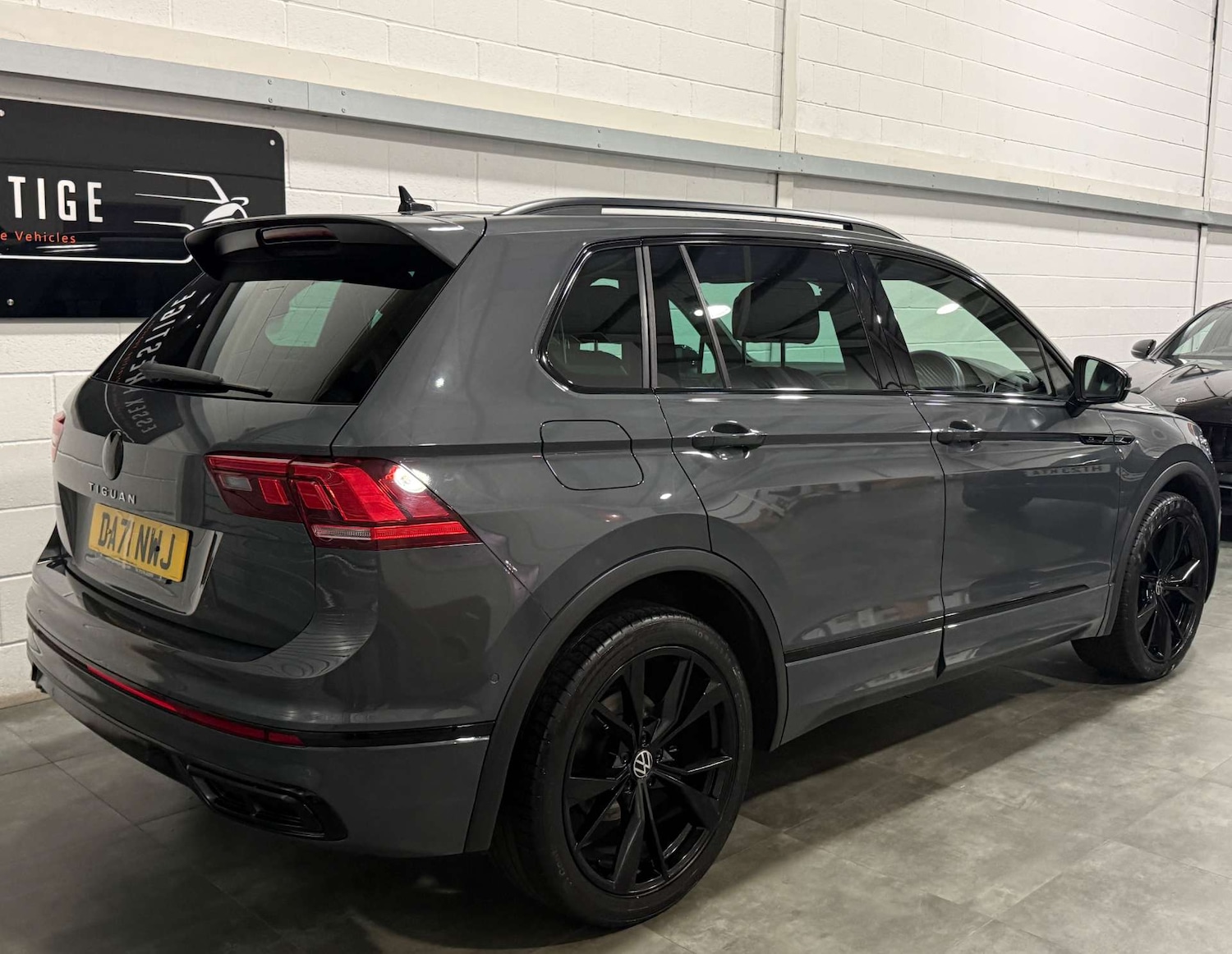 Used Volkswagen Tiguan 2021 for sale - 76391884: Photo 6