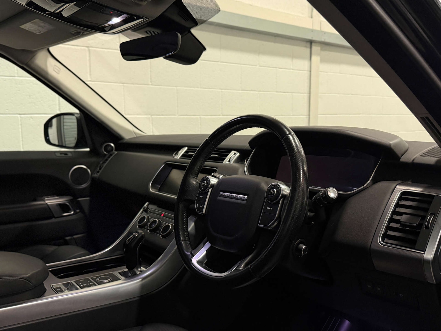 Used Land Rover Range Rover Sport 2017 for sale - 76536935: Photo 12