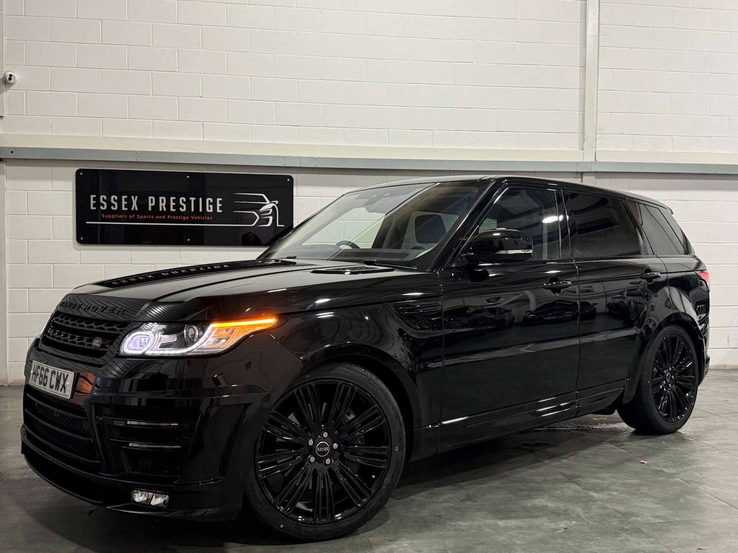 Used Land Rover Range Rover Sport 2017 for sale - 76536935: Photo 9