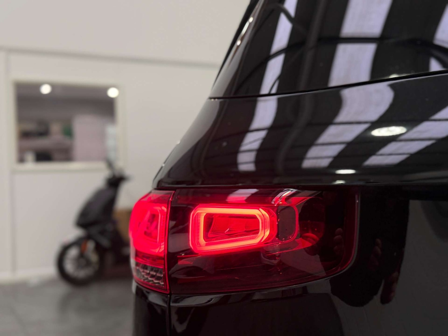 Used Mercedes-Benz GLB 2023 for sale - 77850648: Photo 12