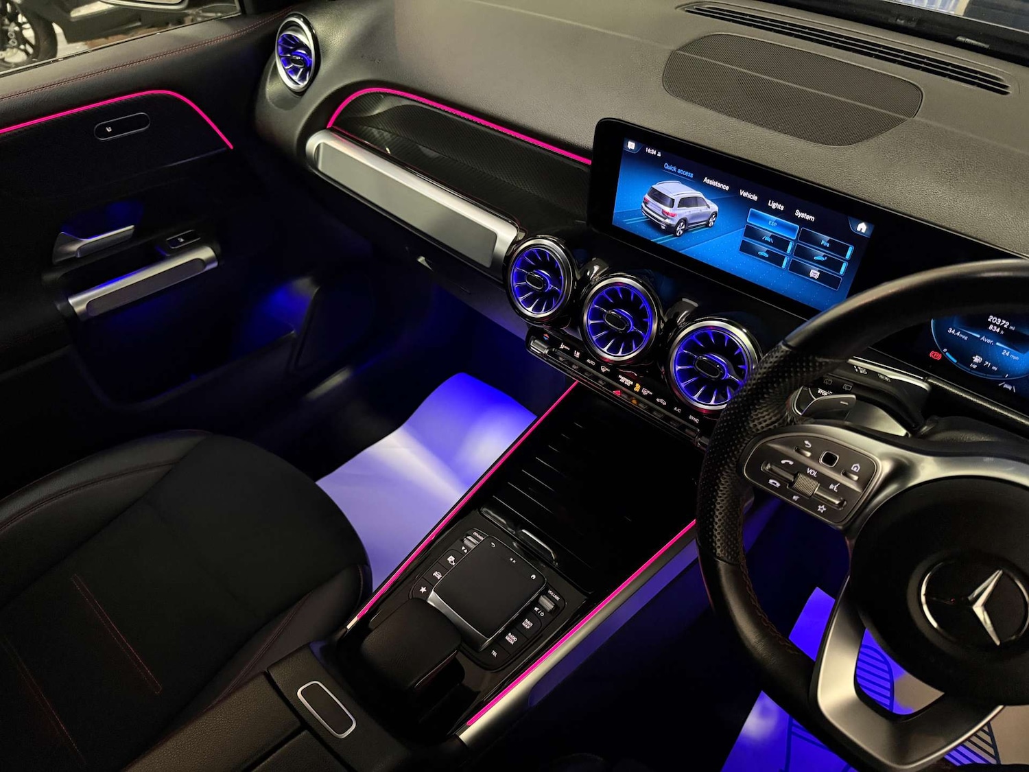 Used Mercedes-Benz GLB 2023 for sale - 77850648: Photo 18