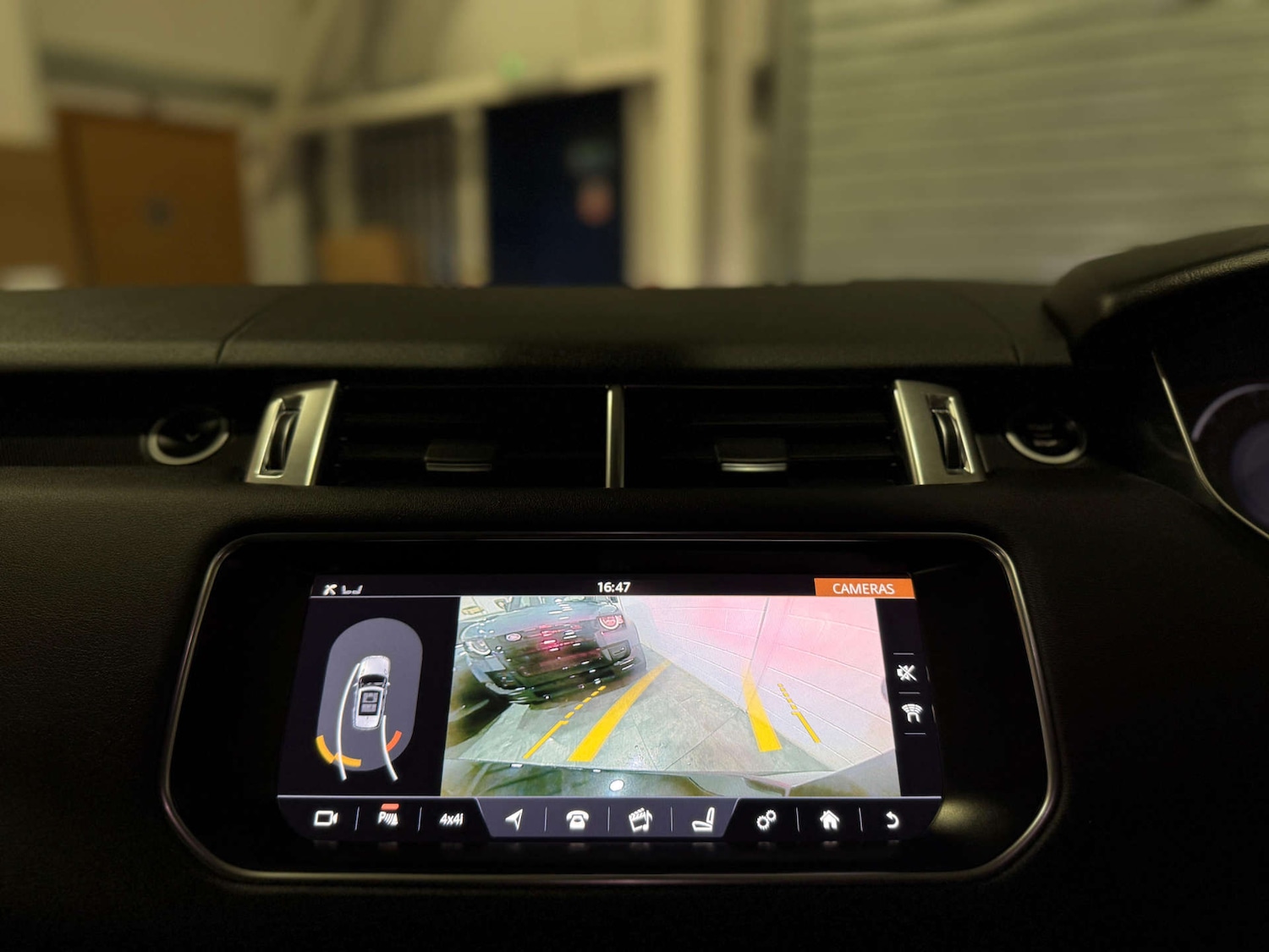 Used Land Rover Range Rover Sport 2017 for sale - 76829879: Photo 22