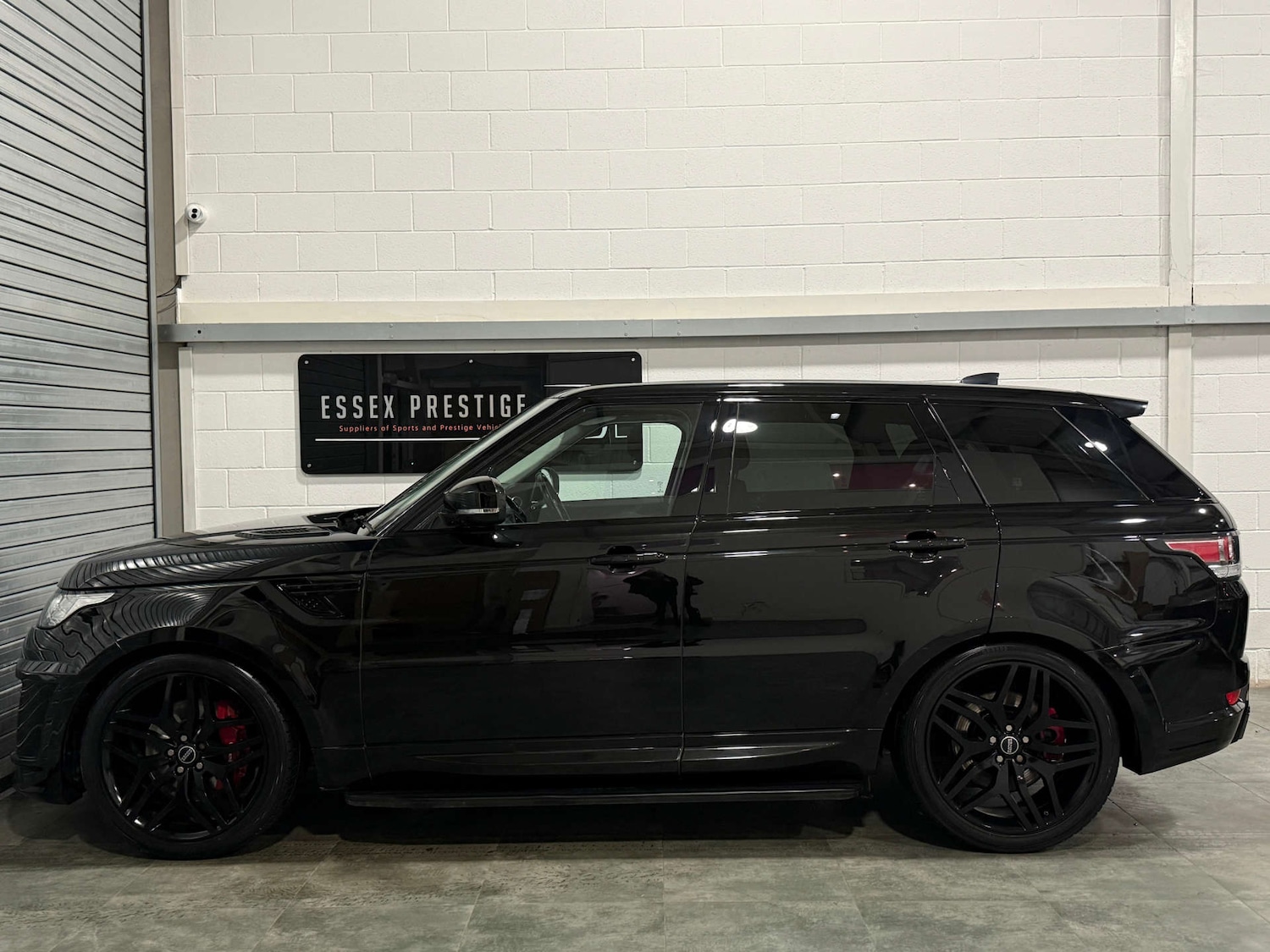 Used Land Rover Range Rover Sport 2017 for sale - 76829879: Photo 4