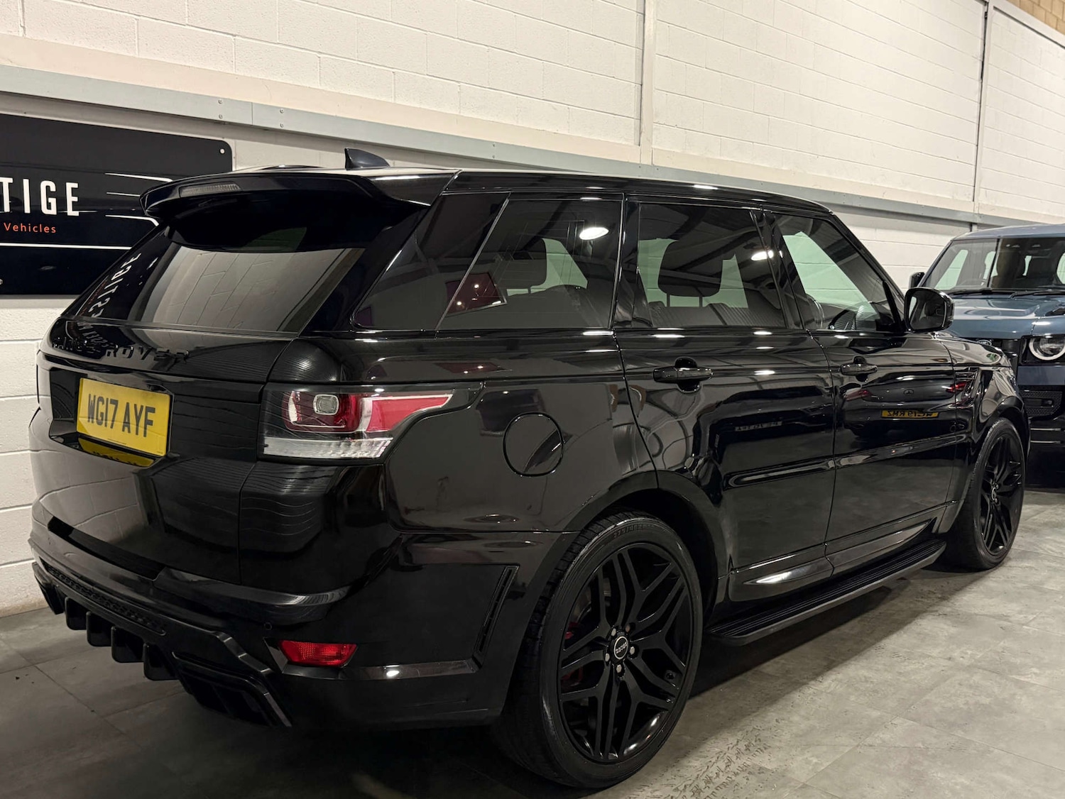 Used Land Rover Range Rover Sport 2017 for sale - 76829879: Photo 6