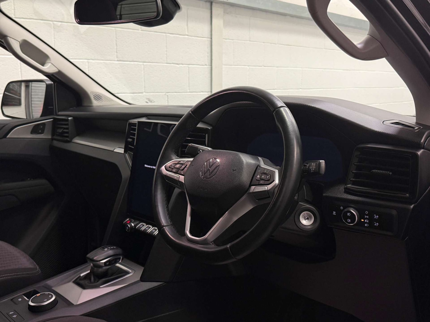 Used Volkswagen Amarok 2024 for sale - 77778184: Photo 15