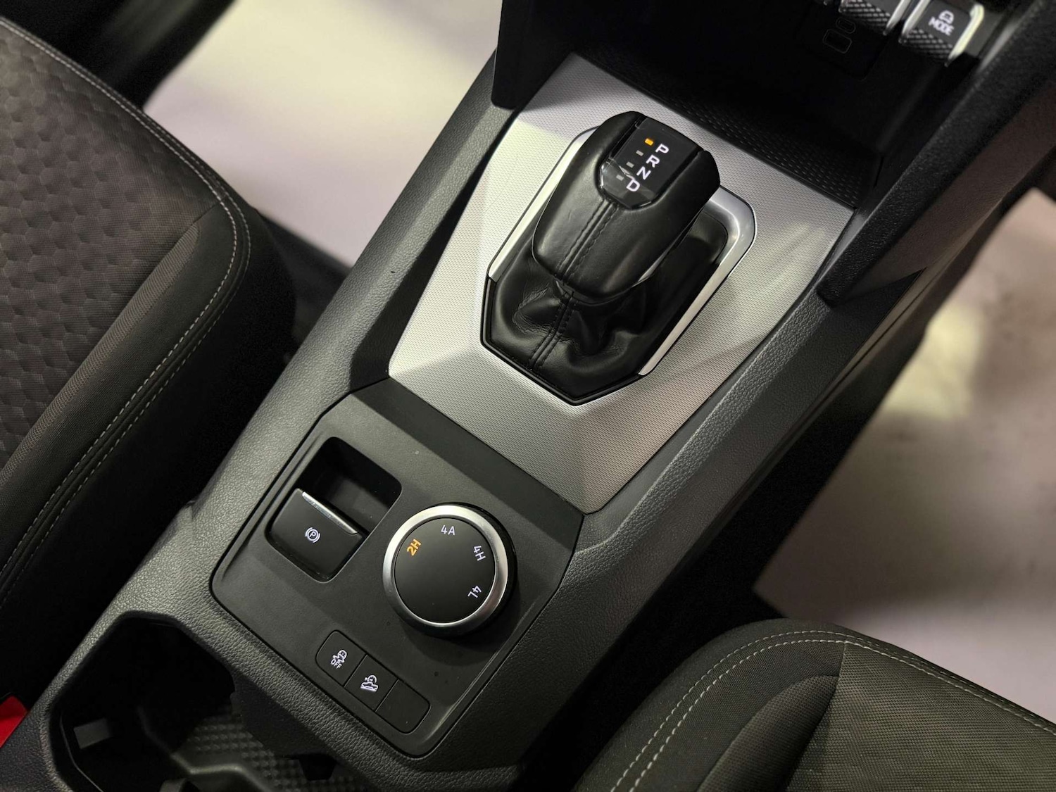 Used Volkswagen Amarok 2024 for sale - 77778184: Photo 21