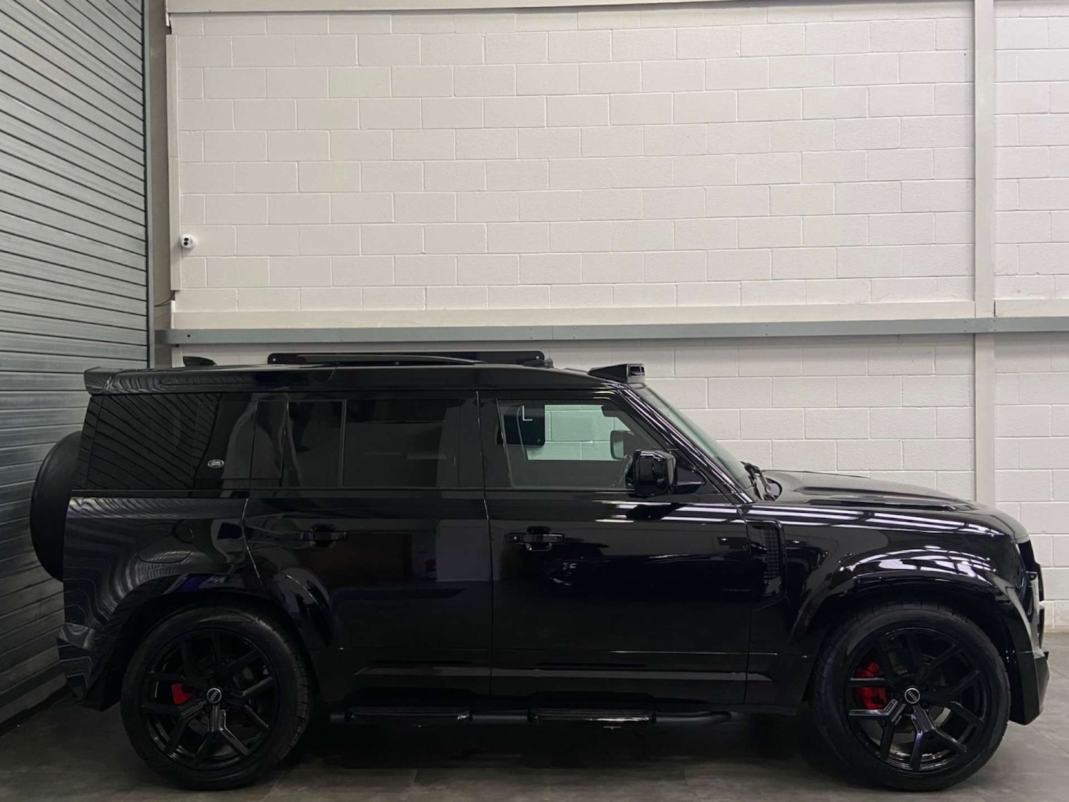 Used Land Rover Defender 2020 for sale - 77469881: Photo 5