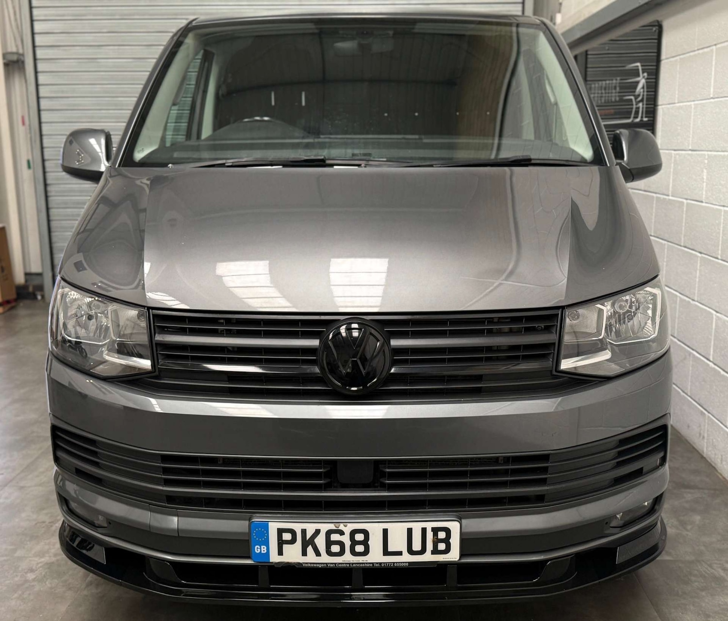 Used Volkswagen Transporter 2018 for sale - 78039566: Photo 2