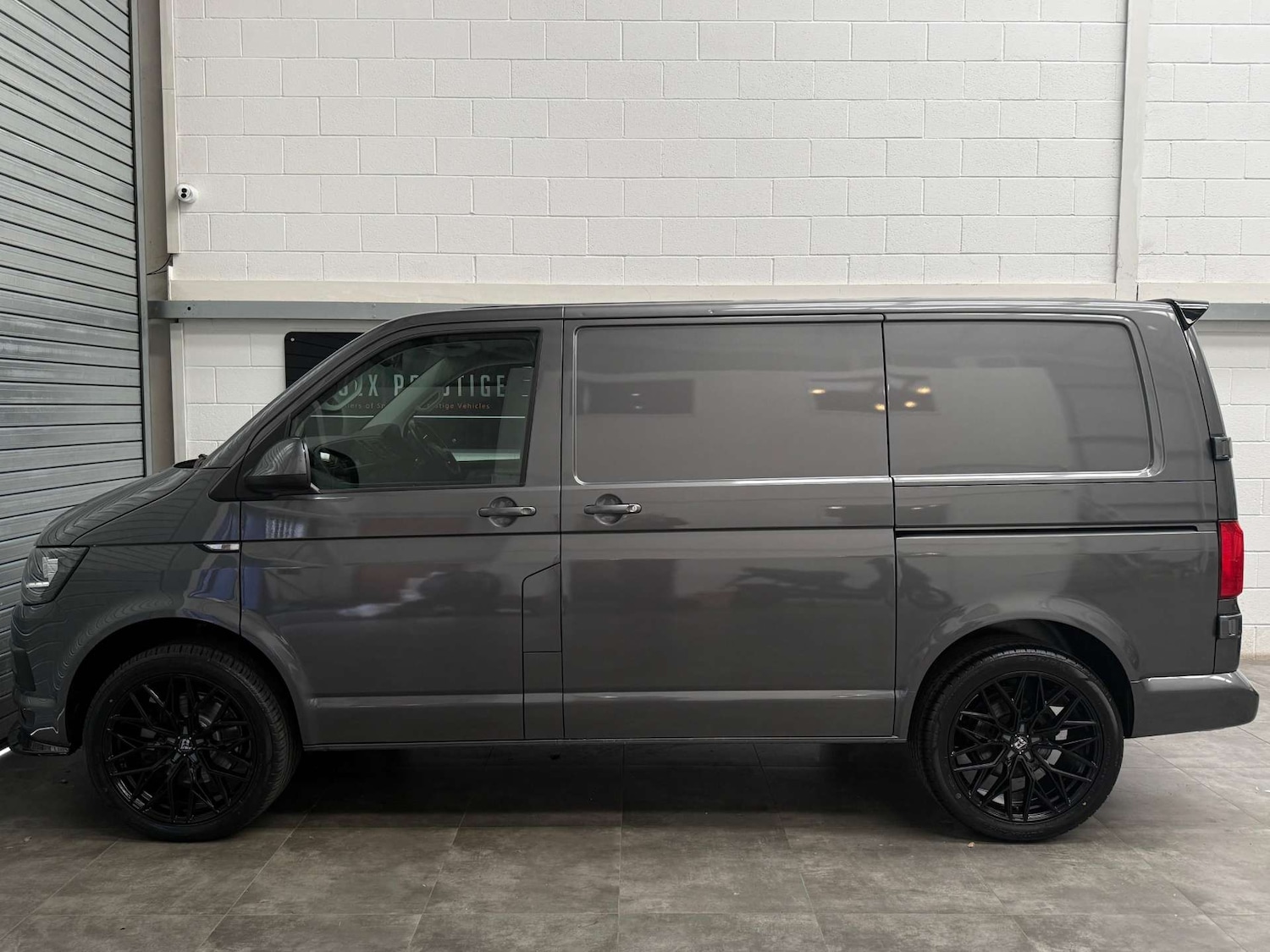 Used Volkswagen Transporter 2018 for sale - 78039566: Photo 4
