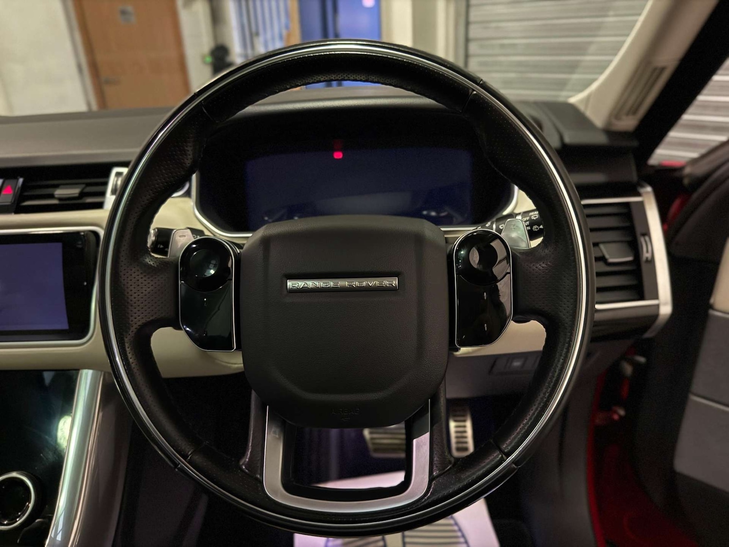 Used Land Rover Range Rover Sport 2018 for sale - 76344991: Photo 14