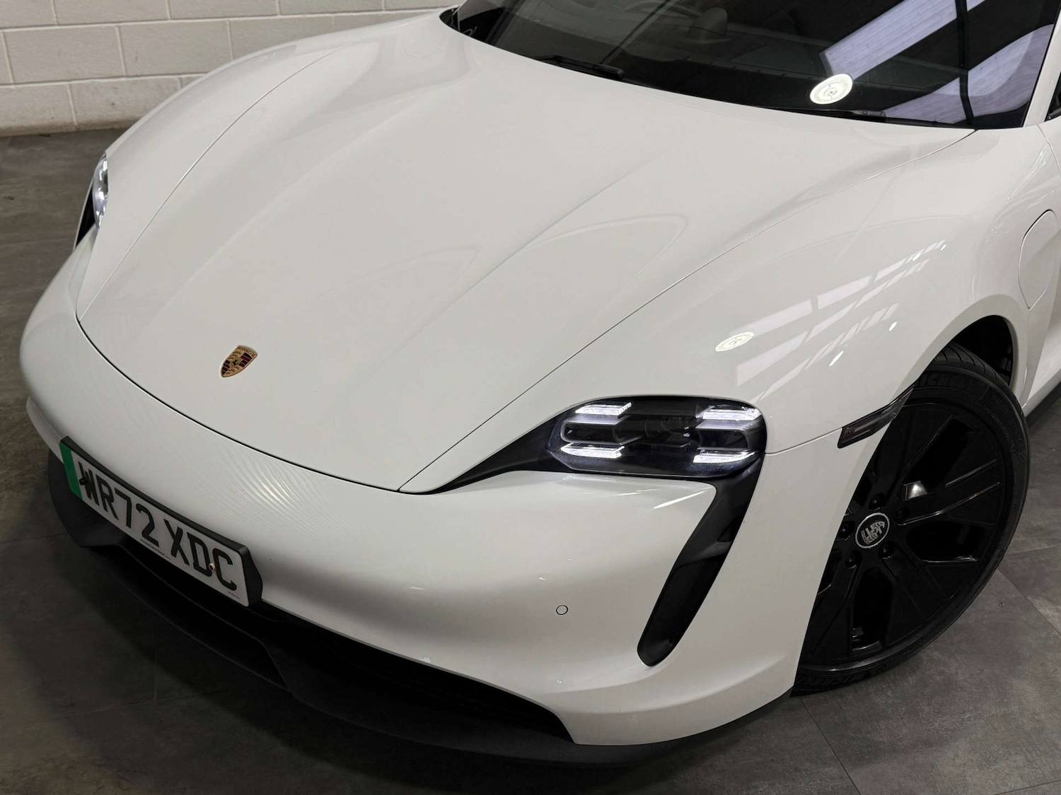 Used Porsche Taycan 2022 for sale - 76977384: Photo 11