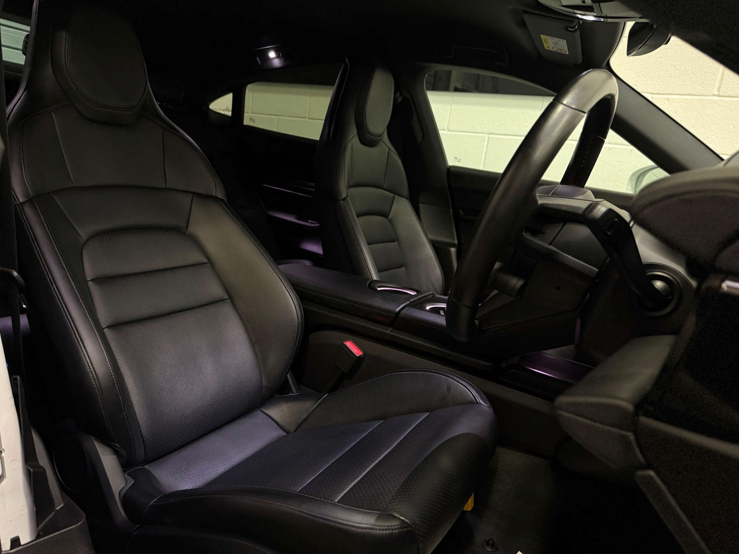 Used Porsche Taycan 2022 for sale - 76977384: Photo 18