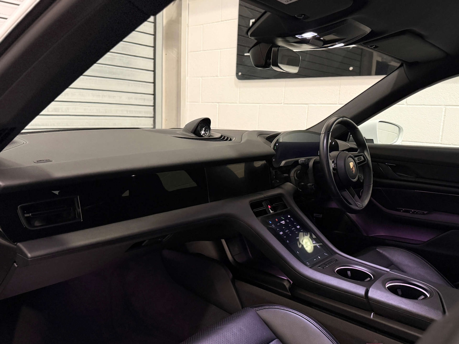 Used Porsche Taycan 2022 for sale - 76977384: Photo 19