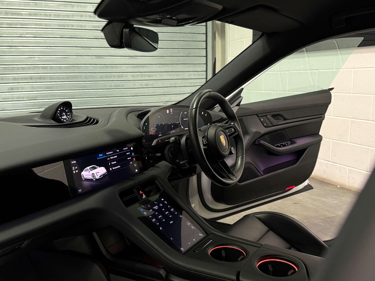 Used Porsche Taycan 2022 for sale - 76977384: Photo 22