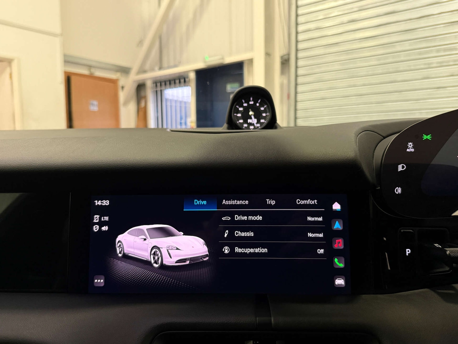 Used Porsche Taycan 2022 for sale - 76977384: Photo 27