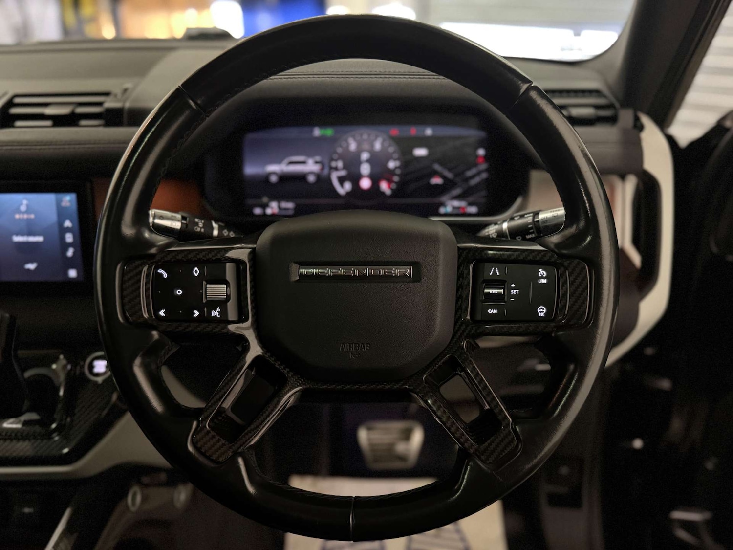 Used Land Rover Defender 2021 for sale - 77201549: Photo 13