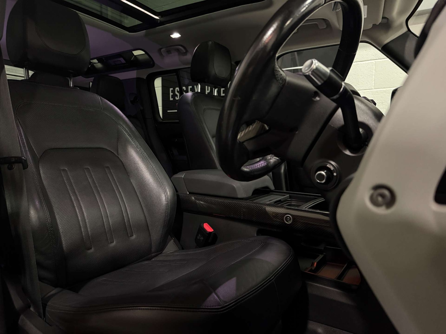 Used Land Rover Defender 2021 for sale - 77201549: Photo 15