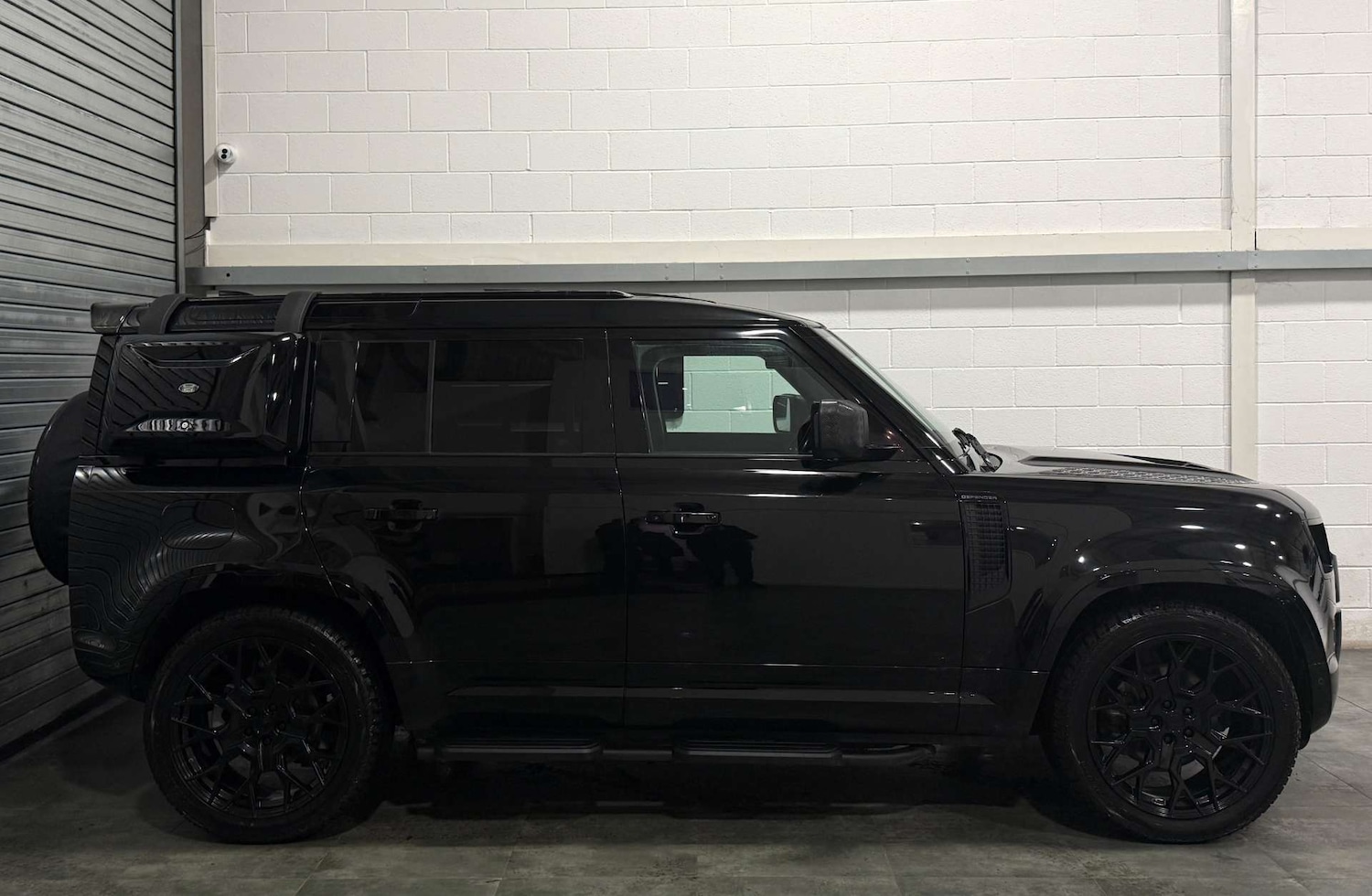 Used Land Rover Defender 2021 for sale - 77201549: Photo 4