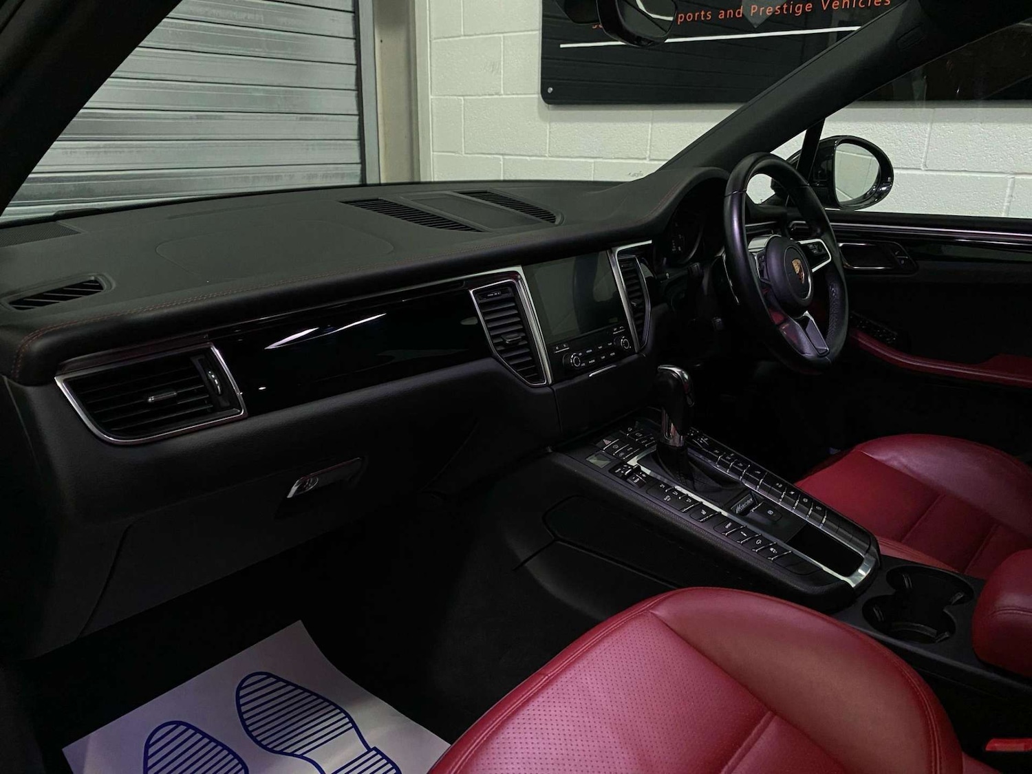 Used Porsche Macan 2017 for sale - 77406154: Photo 17