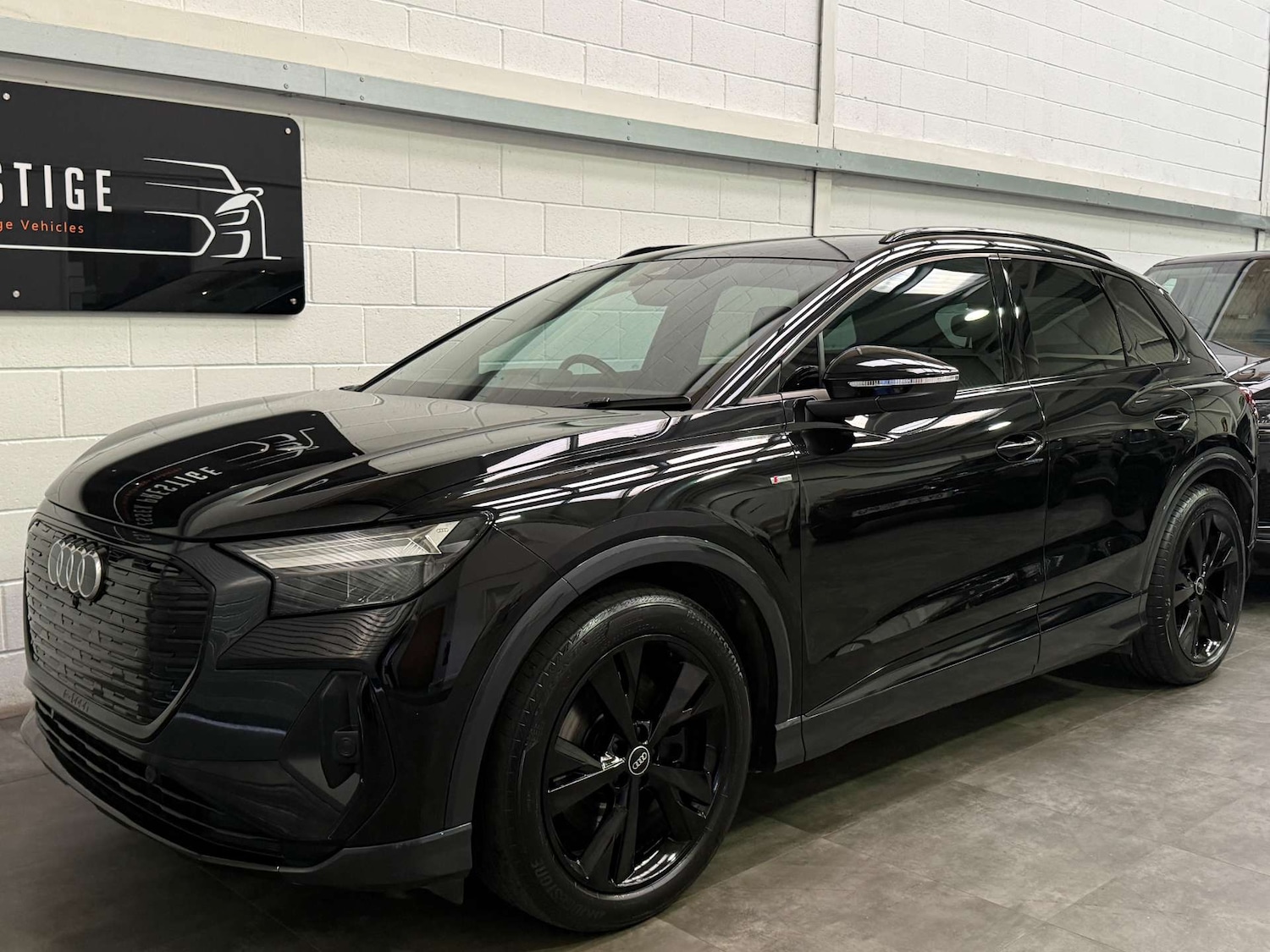 Used Audi Q4 e-tron 2022 for sale - 76437859: Photo 3