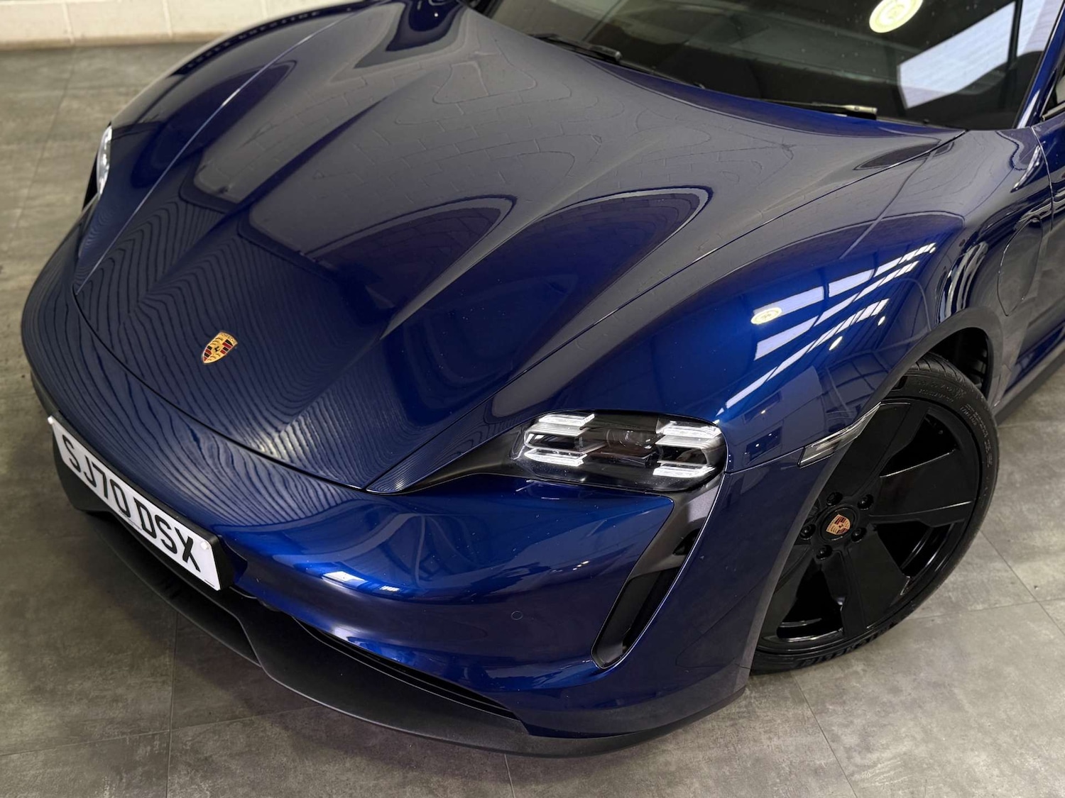 Used Porsche Taycan 2020 for sale - 76322843: Photo 11