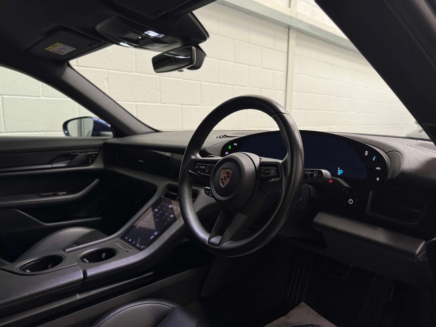 Used Porsche Taycan 2020 for sale - 76322843: Photo 15