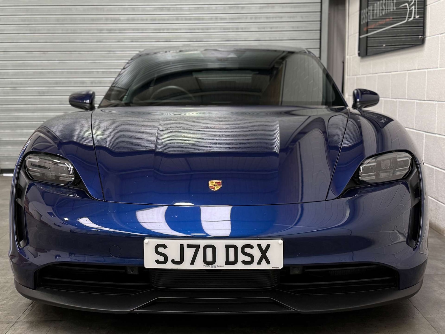 Used Porsche Taycan 2020 for sale - 76322843: Photo 2