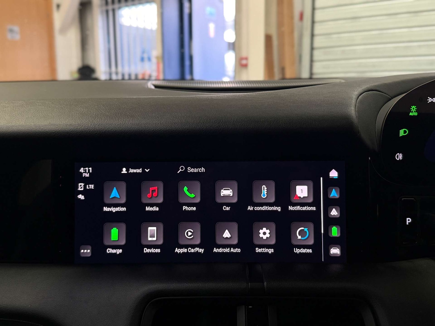 Used Porsche Taycan 2020 for sale - 76322843: Photo 24