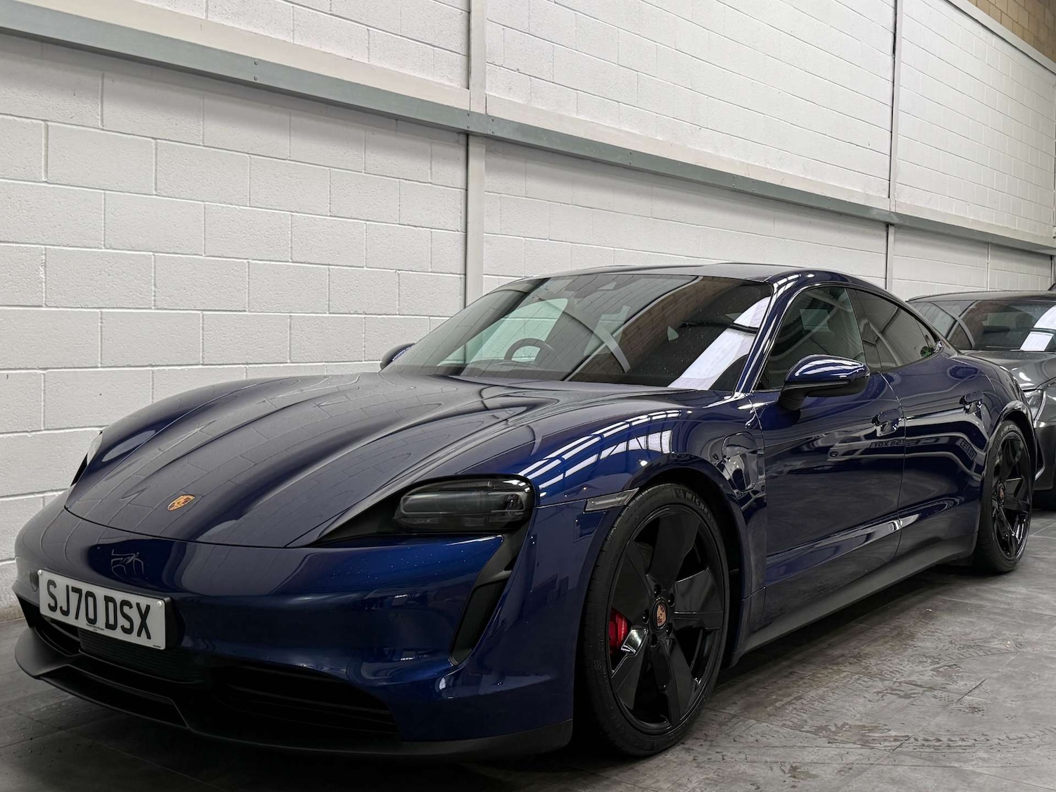 Used Porsche Taycan 2020 for sale - 76322843: Photo 3