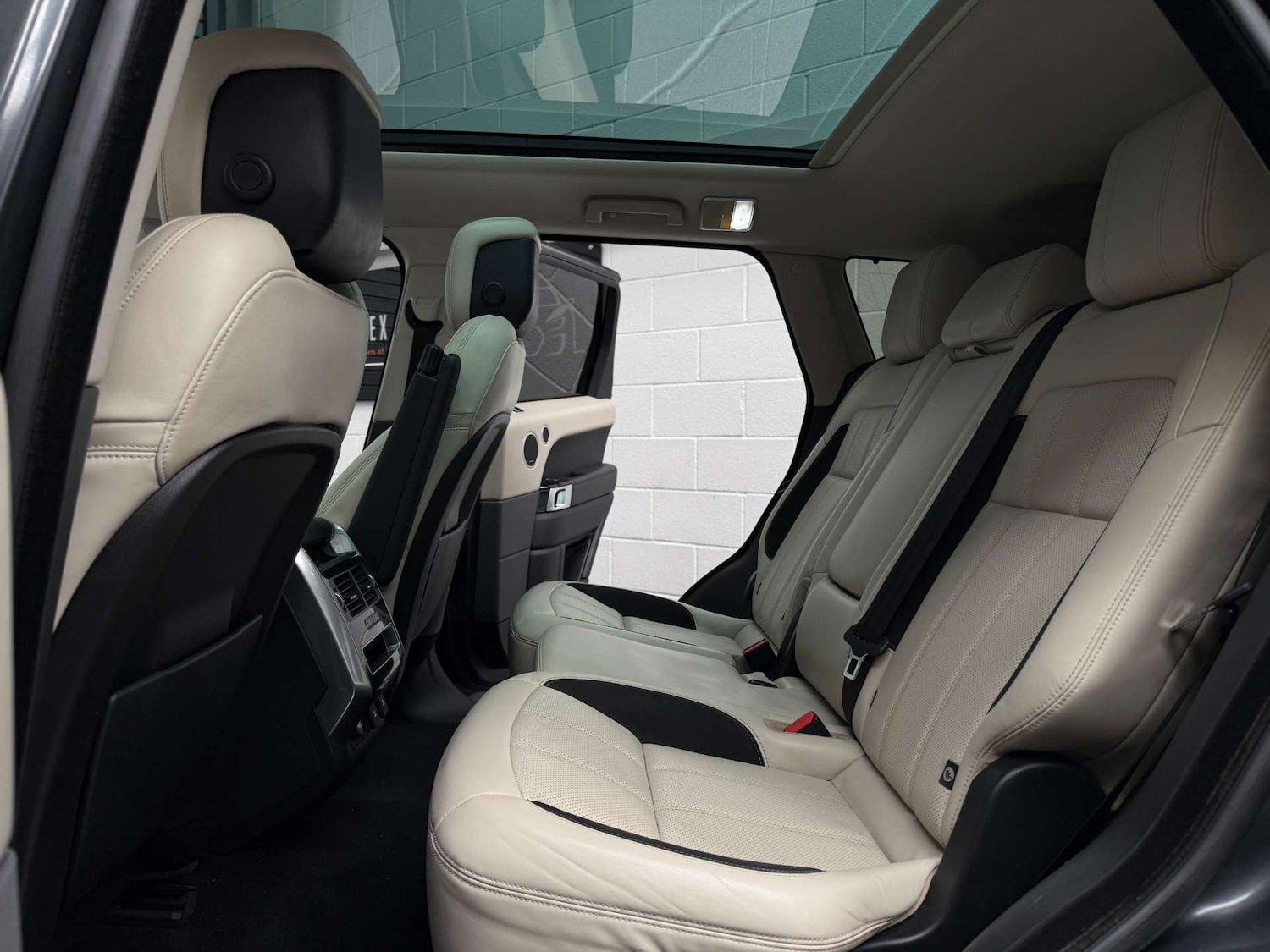Used Land Rover Range Rover Sport 2018 for sale - 76345009: Photo 18