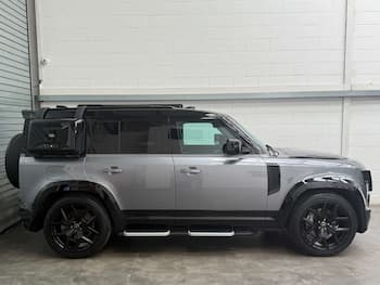 Used Land Rover Defender 2023 for sale - 79603567: Photo
