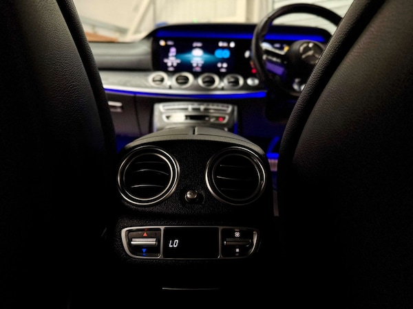 Used Mercedes-Benz E-Class 2020 for sale - 76077979: Photo 25