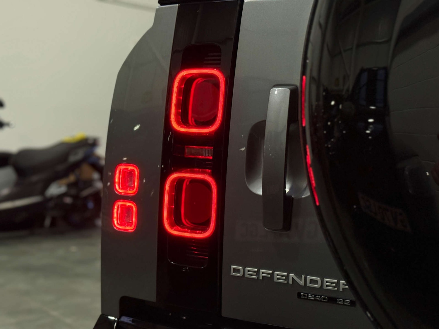 Used Land Rover Defender 2020 for sale - 78062323: Photo 12