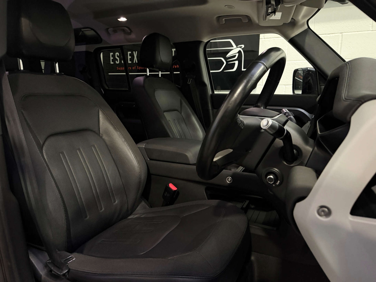 Used Land Rover Defender 2020 for sale - 78062323: Photo 15