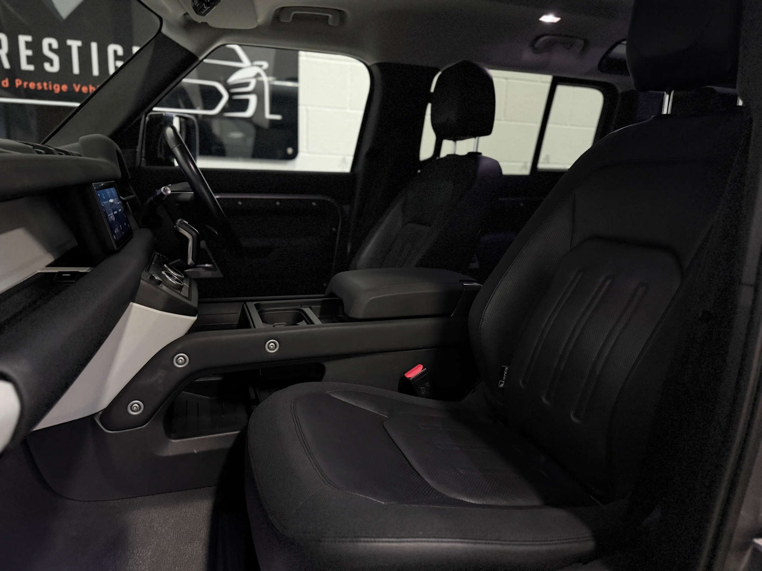 Used Land Rover Defender 2020 for sale - 78062323: Photo 17