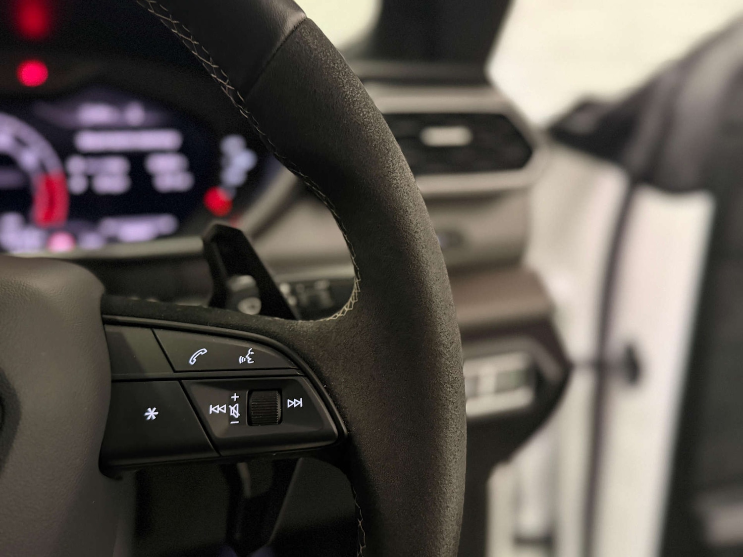 Used Lamborghini Urus 2024 for sale - 78125388: Photo 29