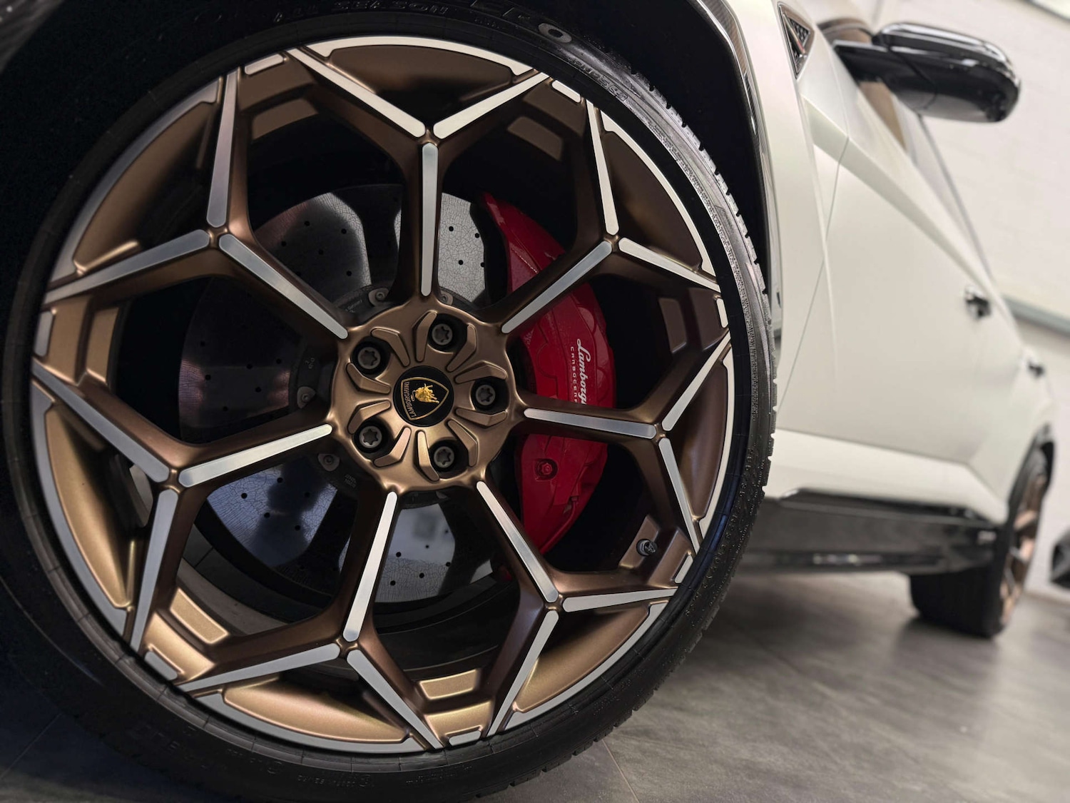 Used Lamborghini Urus 2024 for sale - 78125388: Photo 44