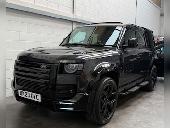 Used Land Rover Defender 2023 for sale - 79168245: Photo