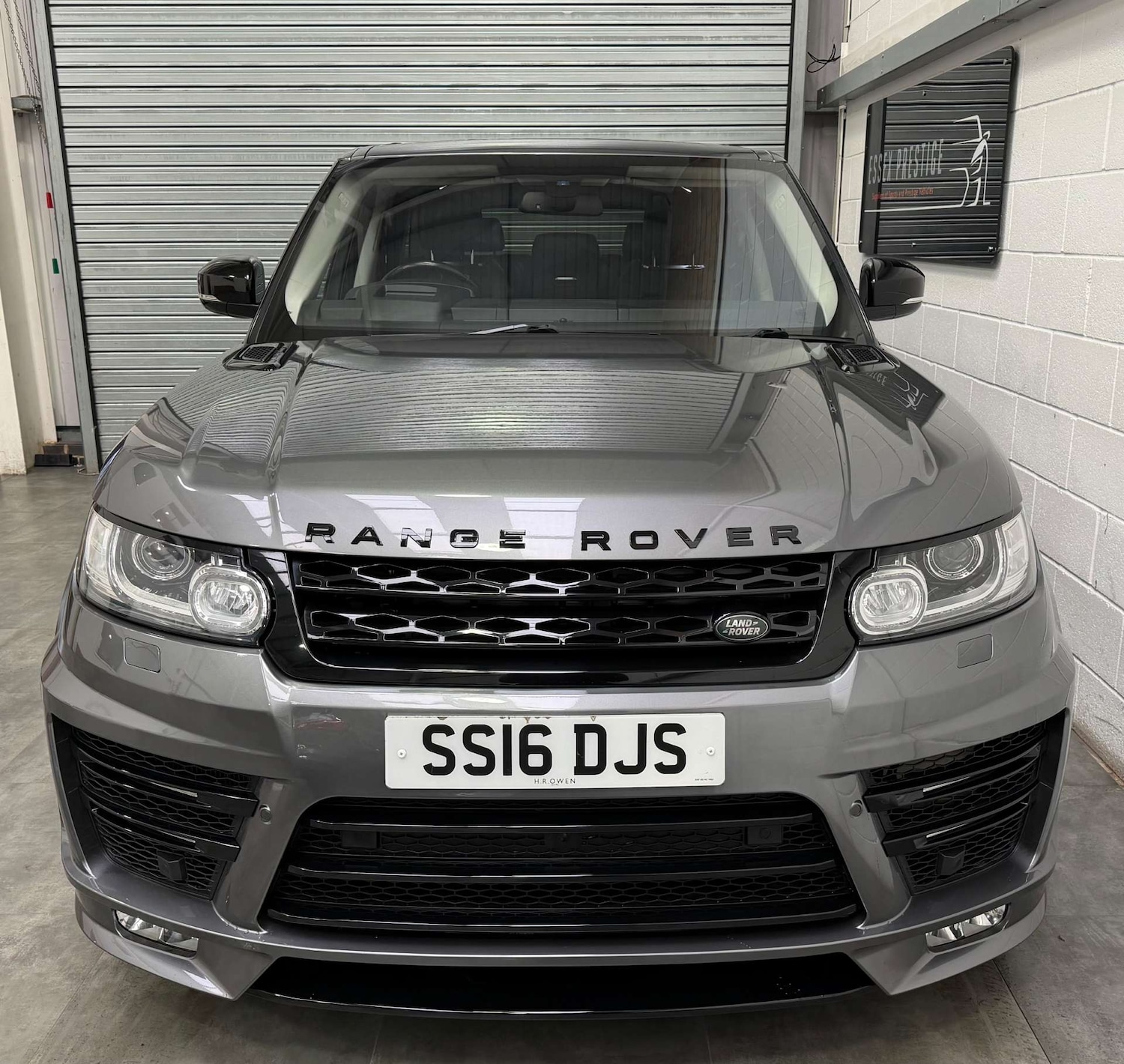 Used Land Rover Range Rover Sport 2016 for sale - 76836475: Photo 2
