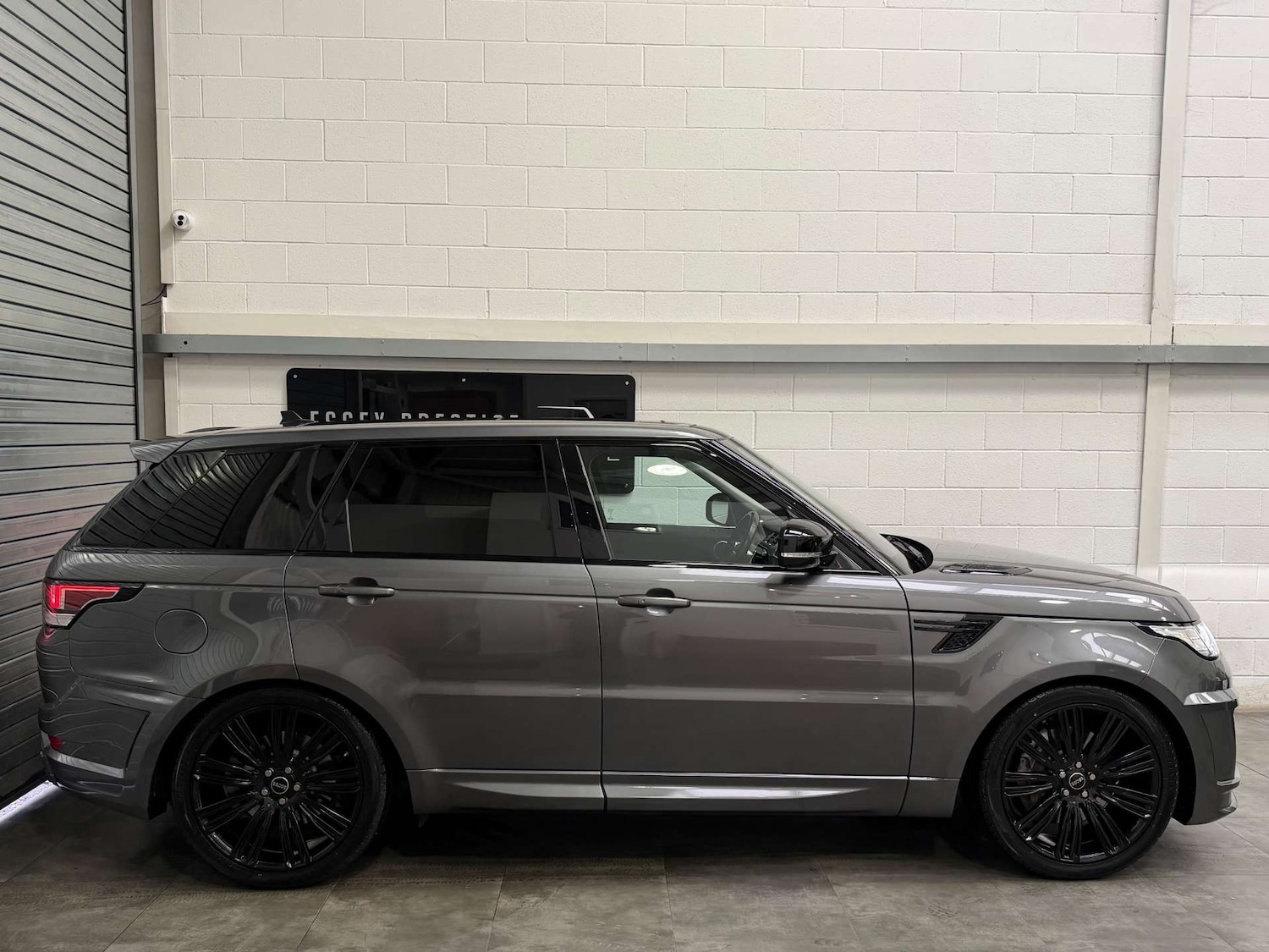 Used Land Rover Range Rover Sport 2016 for sale - 76836475: Photo 4